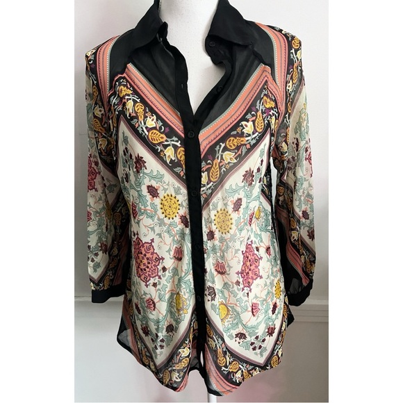 Farm Rio • Paisley Floral Patterned Button-Up Blouse With Lace Back - Picture 1 of 7